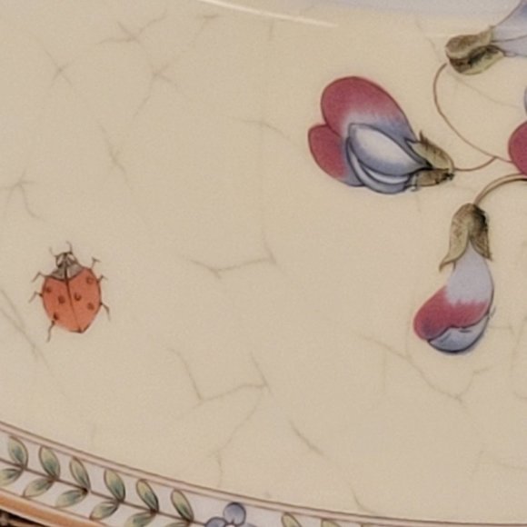 WEDGWOOD FLEUR 14 1/2 INCH OVAL SERVING PLATTER - Picture 11 of 12